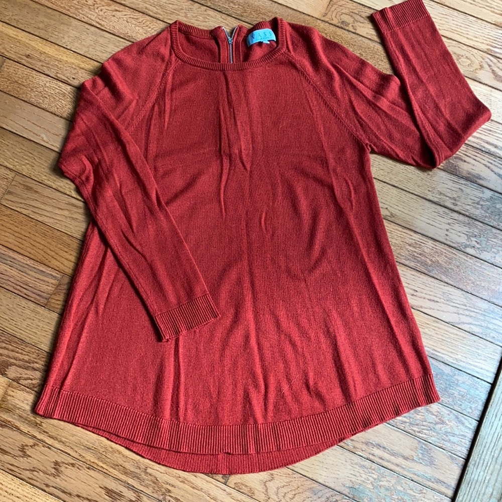 Burnt orange lightweight sweater with zip detail